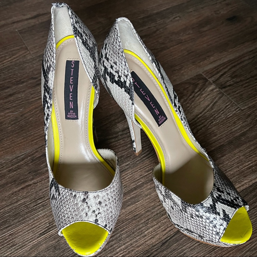Euc Steven By Steve Madden Amplifyd Snakeskin Sti… - image 2